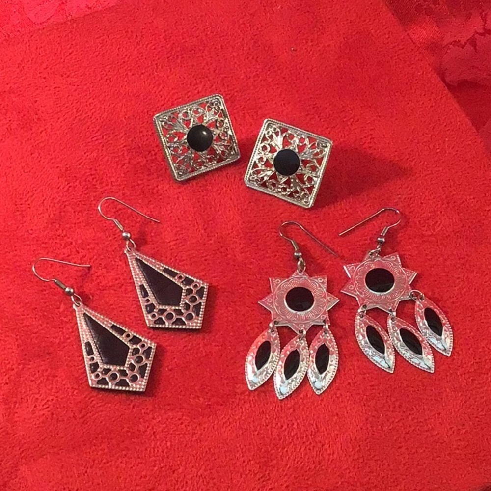 3pc Silver tone black accent earring set